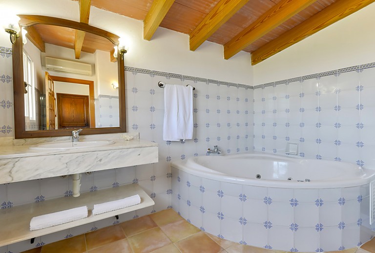 Bad Wanne Spiegel Waschbecken
