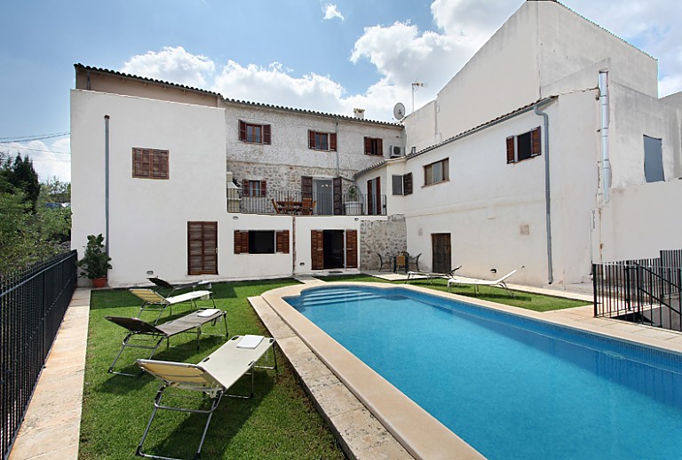 Ferienhaus Mallorca Buger 12 Personen
